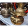 Image 2 : 5 brass spittoons