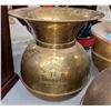 Image 4 : 5 brass spittoons