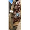Image 2 : Hanging wooden rack, 2 wooden barks