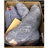 Image 2 : Rolling rack and cleaning supplies