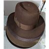 Image 2 : A box lot of hats. Approx. 17 hats