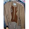 Image 8 : Half rack of sports jackets blazers, pants Calvin Klein, Zara and more approx 12 pieces