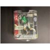 Image 1 : REGGIE WHITE PHILADELPHIA EAGLES MCFARLANE LEGENDS SERIES 3 GREEN JERSEY