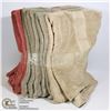 Image 1 : WAMSUTTA BUNDLE OF 8 TOWELS, CORAL & MOCHA COLORS