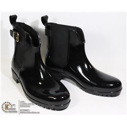 WOMENS BOOTS