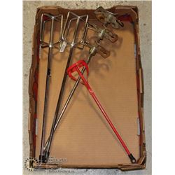 FLAT OF VARIOUS POWER MIXER ATTACHMENTS