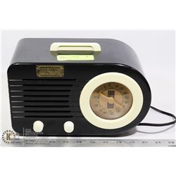 THOMAS COLLECTOR’S EDITION AM/FM RADIO CASSETTE