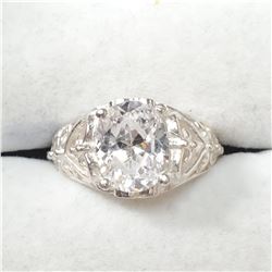 SILVER CUBIC ZIRCONIA  RING (~SIZE 7)