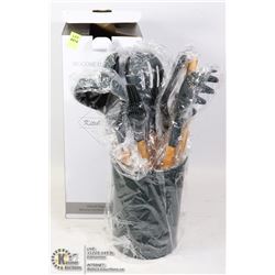 SILICONE UTENSILS SET WITH PLASTIC HOLDER