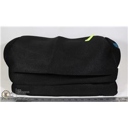 ADJUSTABLE FOOT REST