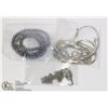 Image 1 : GROUP LOT OF MIXED CHAINS/NECKLACES AND MISC