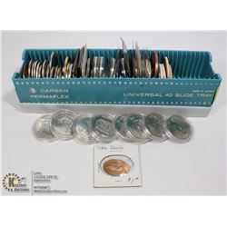 BOX OF MIXED VINTAGE TOKENS, TRADE DOLLARS & MISC