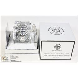 FOREVER FLAWLESS DIAMOND INFUSED INSTANT LIFTING