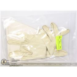 PAIR OF WHITE RCMP MUSICAL RIDE GLOVES