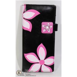 NEW SHAG WEAR WOMENS WALLET