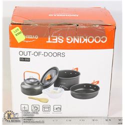 OUTDOOR COOKING SET