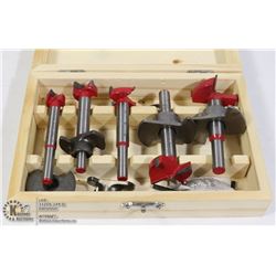 ADJUSTABLE DEPTH FORSTNER BIT SET