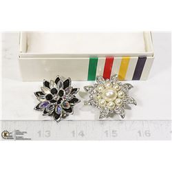 2 ESTATE VINTAGE JEWELLED BROOCHES