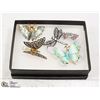 Image 1 : 4 ESTATE JEWELLED BROOCHES. 1 DRAGONFLY & 3