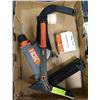 Image 1 : LIKE NEW HDZ AIR FLOORING NAILER, .5"- 2" +NAILS
