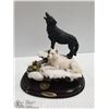 Image 1 : CANADIAN WILDERNESS COLLECTION- WOLVES STATUE