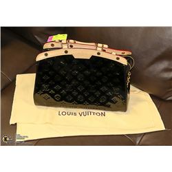 LOUIS VUITTON PATENT LEATHER REPLICA BAG, COMES