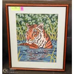 LEOPARD CROSSSTITCH PICTURE