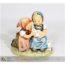 HUMMEL FIGURINE - PLAY MATES