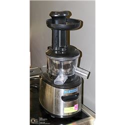 JUICE EXTRACTOR MACHINE
