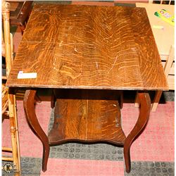 ANTIQUE TABLE 22 X 22 X 30