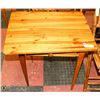Image 1 : PINE TABLE WITH A DRAWER 24 X 18 X 27