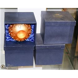 LOT OF 4 ASSORTED ORNAMENTS