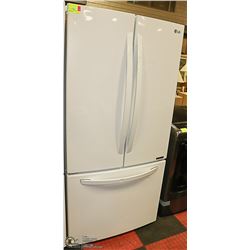 LG 33" FRENCH DOOR WHITE REFRIGERATOR.