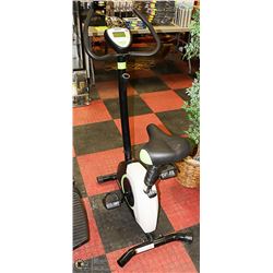 ADVANTAGE FITNESS UPRIGHT EXCERSIZE BIKE