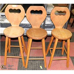 LOT OF 3 WOODEN HIGHCHAIRS