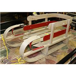 CHILDRENS SLEIGH
