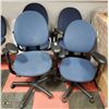 Image 1 : LOT OF 4  ASSORTED COMPUTER / OFFICE CHAIRS