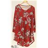 Image 1 : WOMEN'S SIZE LARGE FLORAL BURGUNDY LONG SLEEVE