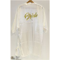 BRIDE WHITE WOMANS HOUSE COAT