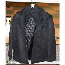 BLACK SIZE LARGE MENS OVER COAT