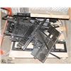 Image 1 : PALLET OF TV WALL MOUNTS