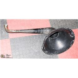 PHONOGRAPH TRUMPET