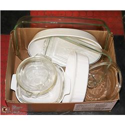 BOX W/9 PIECES OF PYREX & CORNINGWARE