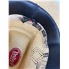 Image 7 : Bailey U-Rollit Straw Cowboy Hat in Box Size 7 1/2