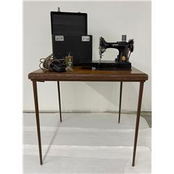 Singer Featherweight Sewing Machine & Table Set