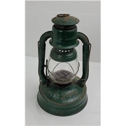 WW2 US Army Little Wizard Barn Lantern