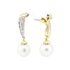Image 2 : 0.61 ctw Diamond and Pearl Earrings - 18KT Yellow Gold