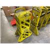 Image 2 : 2 FOLDING PORTABLE SAFETY DIVIDERS