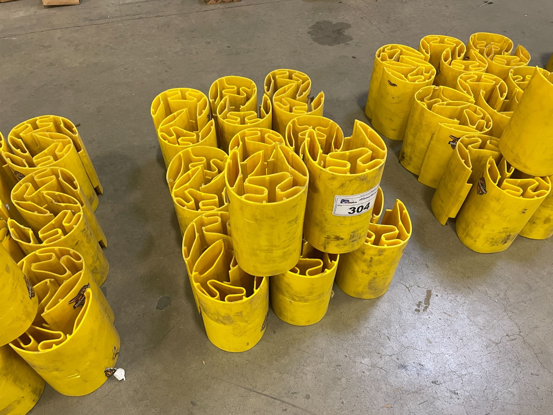 ASSORTED YELLOW PALLET RACKING UPRIGHT PLASTIC BASE PROTECTORS