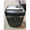 Image 1 : AMAZON BASICS 12-SHEET PAPER SHREDDER